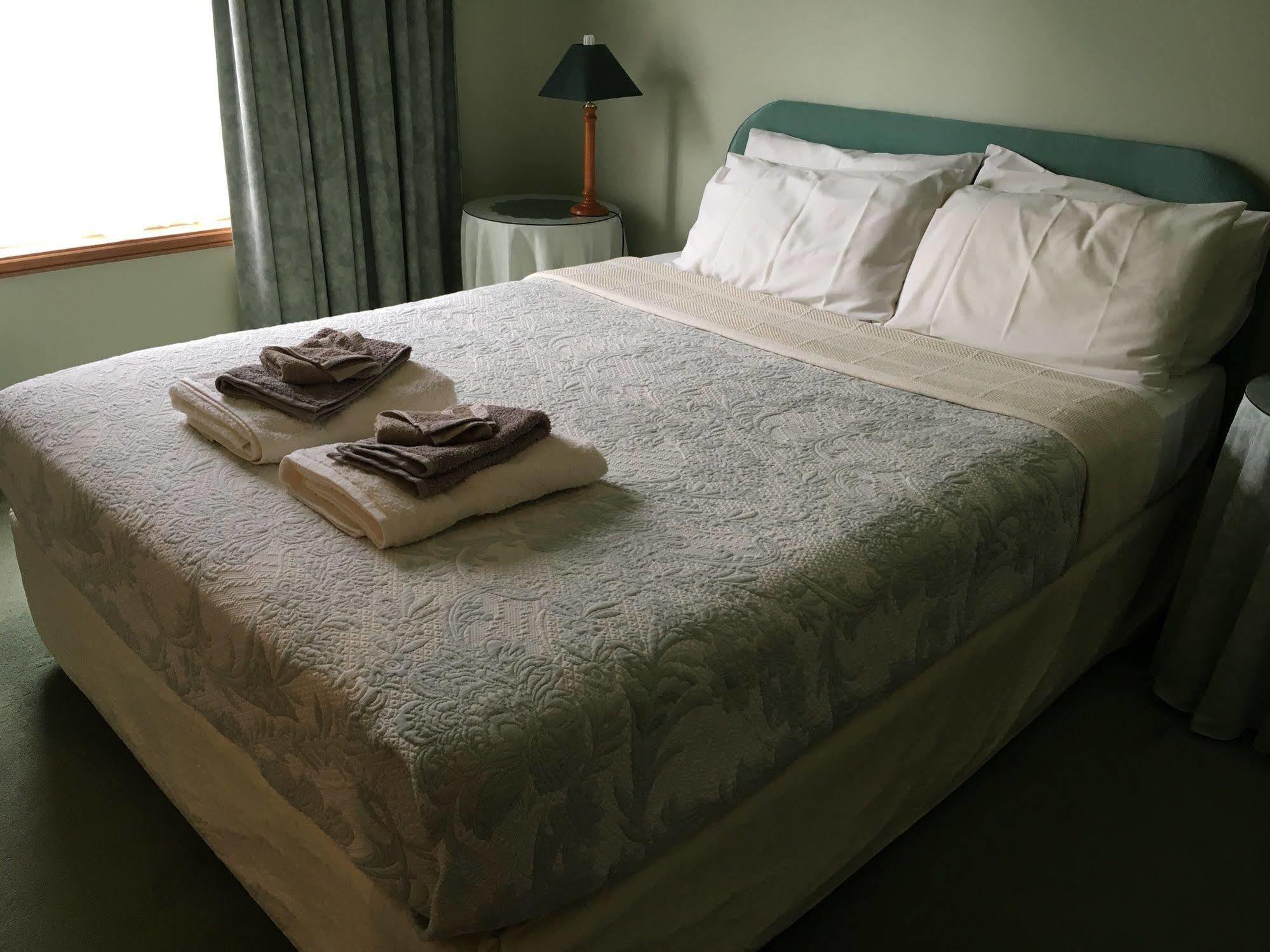 Bryn Glas Farm Stay Моруя Экстерьер фото